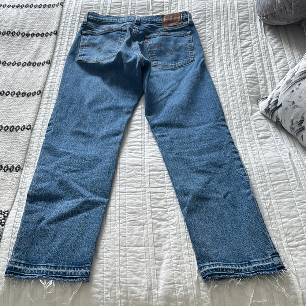 Levi’s WEDGIE STRAIGHT FIT WOMEN'S JEANS, size 27 - Picture 3 of 5